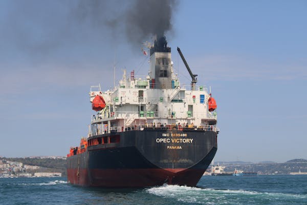 emission from ship